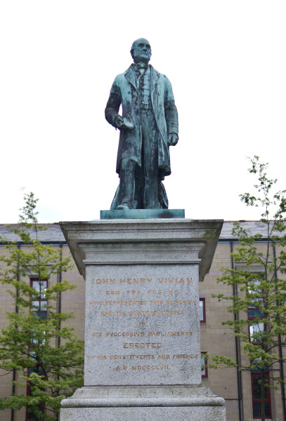 john-henry-vivian-crop1